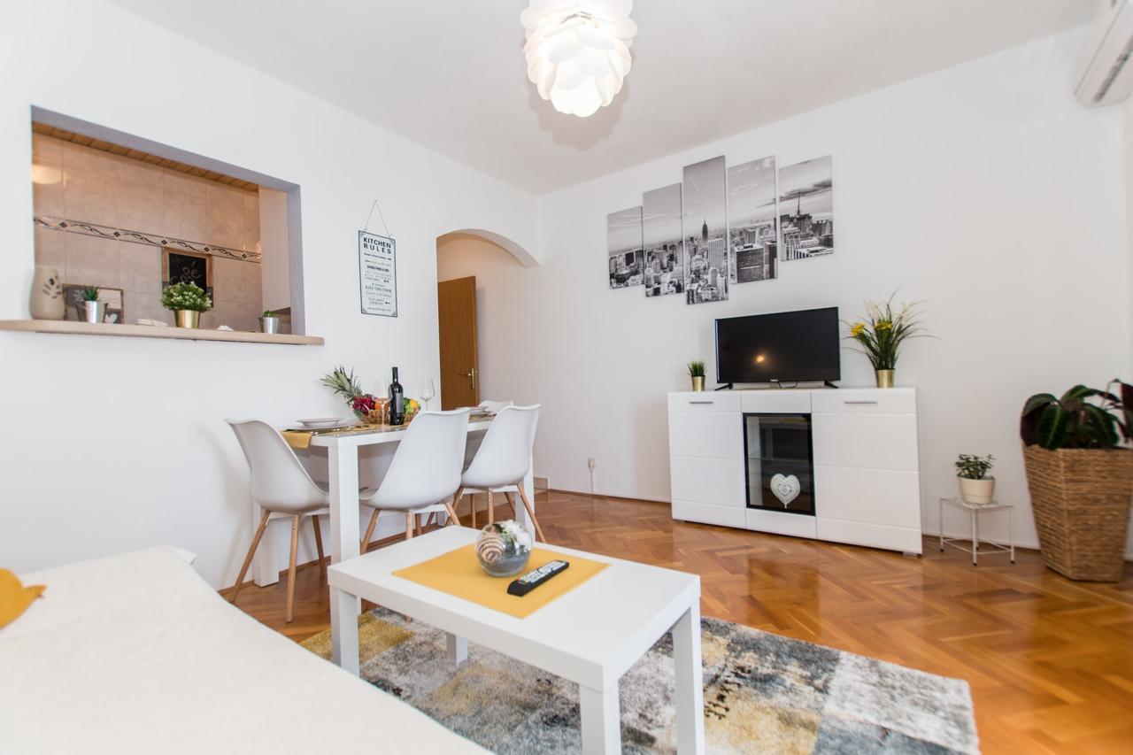 Seaview Apartment Slavica Brela Kültér fotó