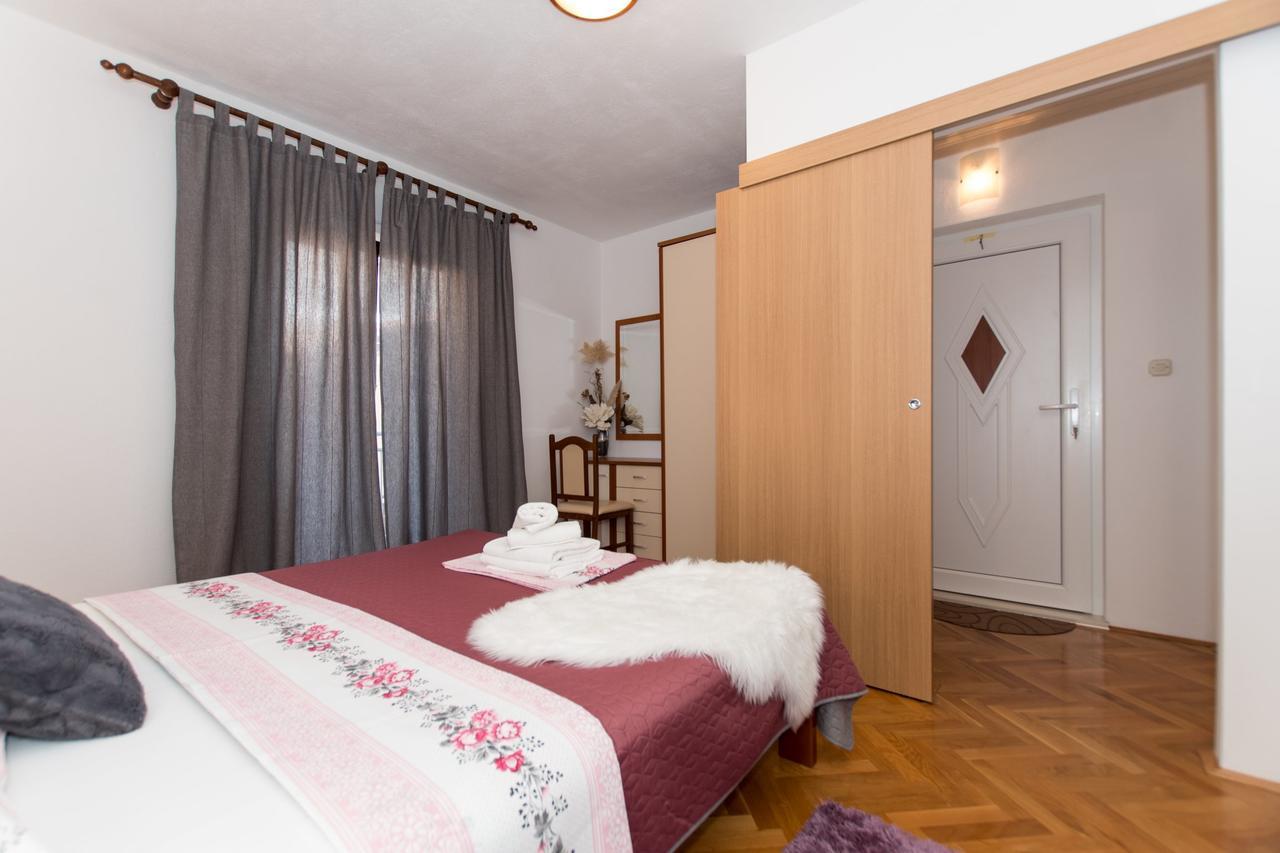 Seaview Apartment Slavica Brela Kültér fotó